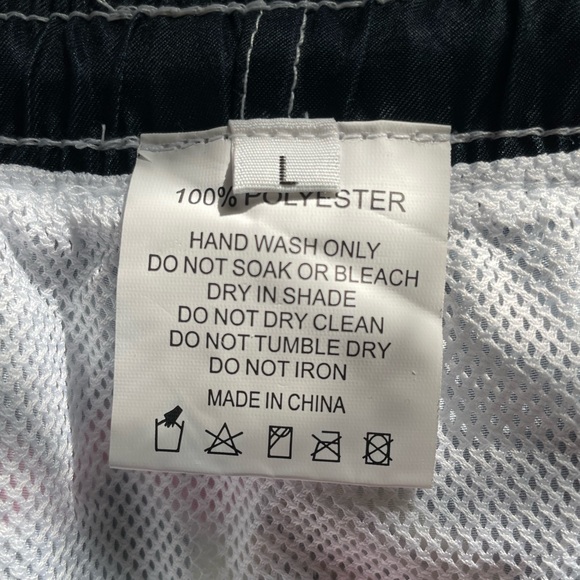 Geometric Swim Trunks Drawstring Sz Large NWT - Picture 3 of 3